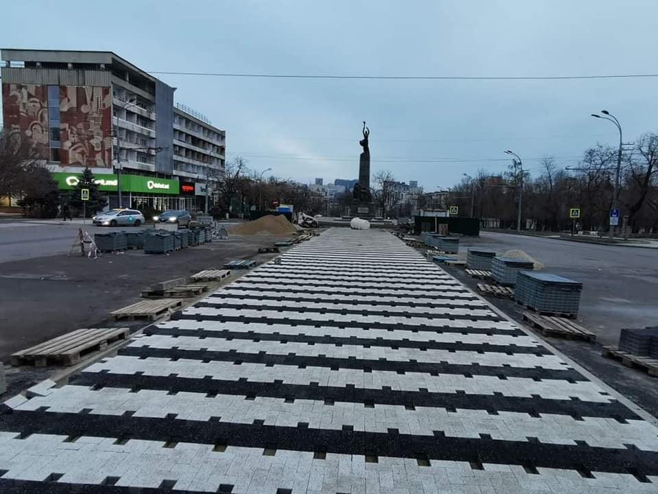 (ФОТО) В Кишиневе появились приподнятые пешеходные переходы