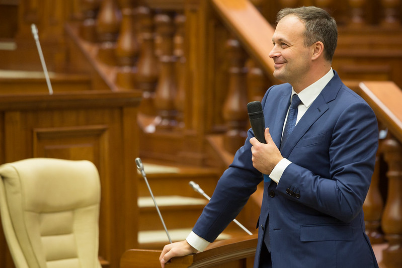 Top 10 politicieni care au dispărut în 2021 din „politica mare” a Moldovei. Vor reveni la anul?