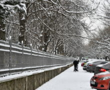 В Молдове идет снег. Полиция призывает водителей быть осторожными