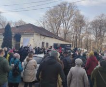 NM Espresso: об (анти)выборах в Бельцах, новых запретах на путешествия и о Чебане и парковках