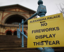 Rând pe rând, marile orașe anulează evenimentele de Revelion din cauza Omicron