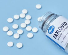 Pastila Pfizer anti-Covid, autorizată de urgență în Statele Unite. Cine poate urma tratamentul