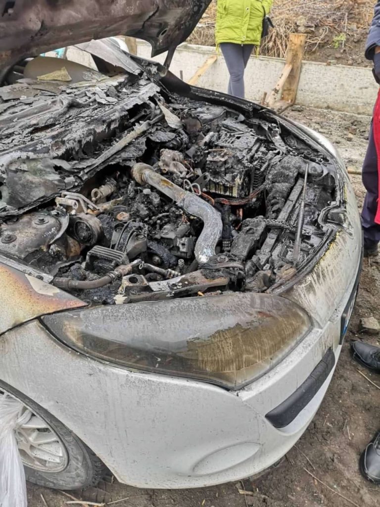 Bălți: O mașină a fost distrusă în proporție de 50 la sută, după ce a luat foc
