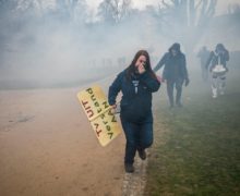 FOTO Proteste violente la Bruxelles, în apropierea instituțiilor europene. Mai multe clădiri au fost vandalizate, poliția a ripostat