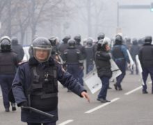 Беспорядки в Казахстане: погиб ребенок, журналистам стреляли под ноги, президент говорит о стабилизации обстановки