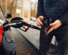 В Молдове вновь подорожает бензин. НАРЭ обновило цены на топливо