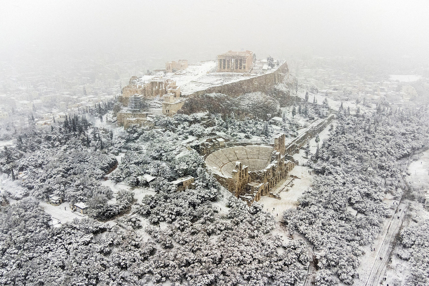 (ФОТО) Снегопад в Турции и Греции