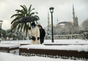 (ФОТО) Снегопад в Турции и Греции