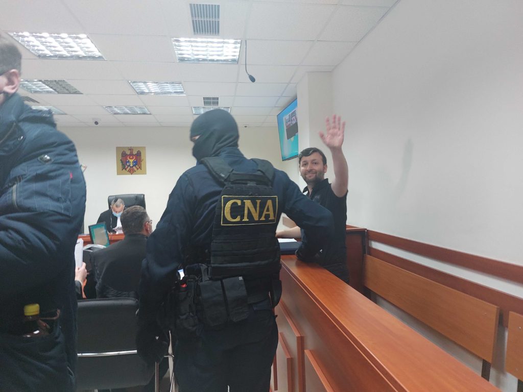 Экс-депутатов Сырбу, Решетникова и Витюка оставили под арестом