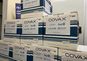 В Молдову доставили 100 тыс. доз вакцины от COVID-19 компании Moderna