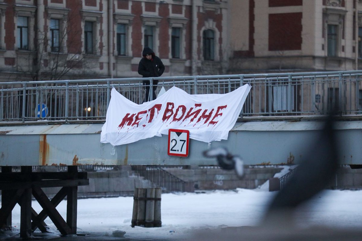 (ФОТО) «Свободу Украине»! Барселона, Москва, Бухарест, Кишинев — против войны