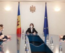 FOTO Maia Sandu a discutat cu deputații PAS și PSRM: Trebuie să descurajăm discursul de ură și de război 