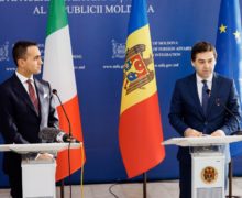 Un ministru italian, în vizită la Chișinău. Moldova primește 20 tone de ajutor din partea Italiei destinat refugiaților