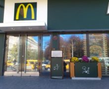 „Unchiul Vanea”. Rusia ar putea avea propria sa versiune McDonald’s