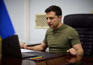 «Это будет историческое преступление». Зеленский заявил о готовящейся бомбардировке Одессы