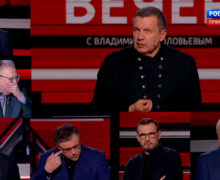 (ВИДЕО) Рептильная Россия. Как российские телеканалы zомбируют людей