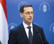 Министр финансов Венгрии выступил против санкций ЕС в отношении российского энергетического сектора