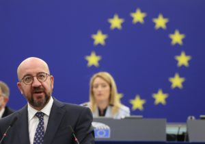 (ВИДЕО) В ЕС предложили предоставлять убежище военным РФ, отказавшимся воевать в Украине