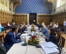 Comisiile juridice şi de politică externă de la București și Chișinău și-au exprimat susținerea pentru organizarea unei reuniuni comune a celor două parlamente