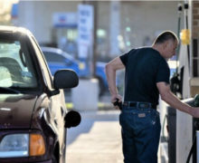 В Молдове стоимость литра бензина приближается к 31 лею