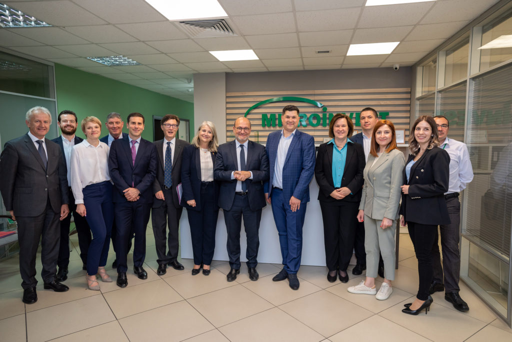 PROPARCO începe prima operațiune financiară în Republica Moldova, oferind un credit de 8 milioane de euro companiei MICROINVEST