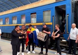 (VIDEO) Zdubii și Frații Advahov au revenit în țară: Toată Europa a cântat în limba română