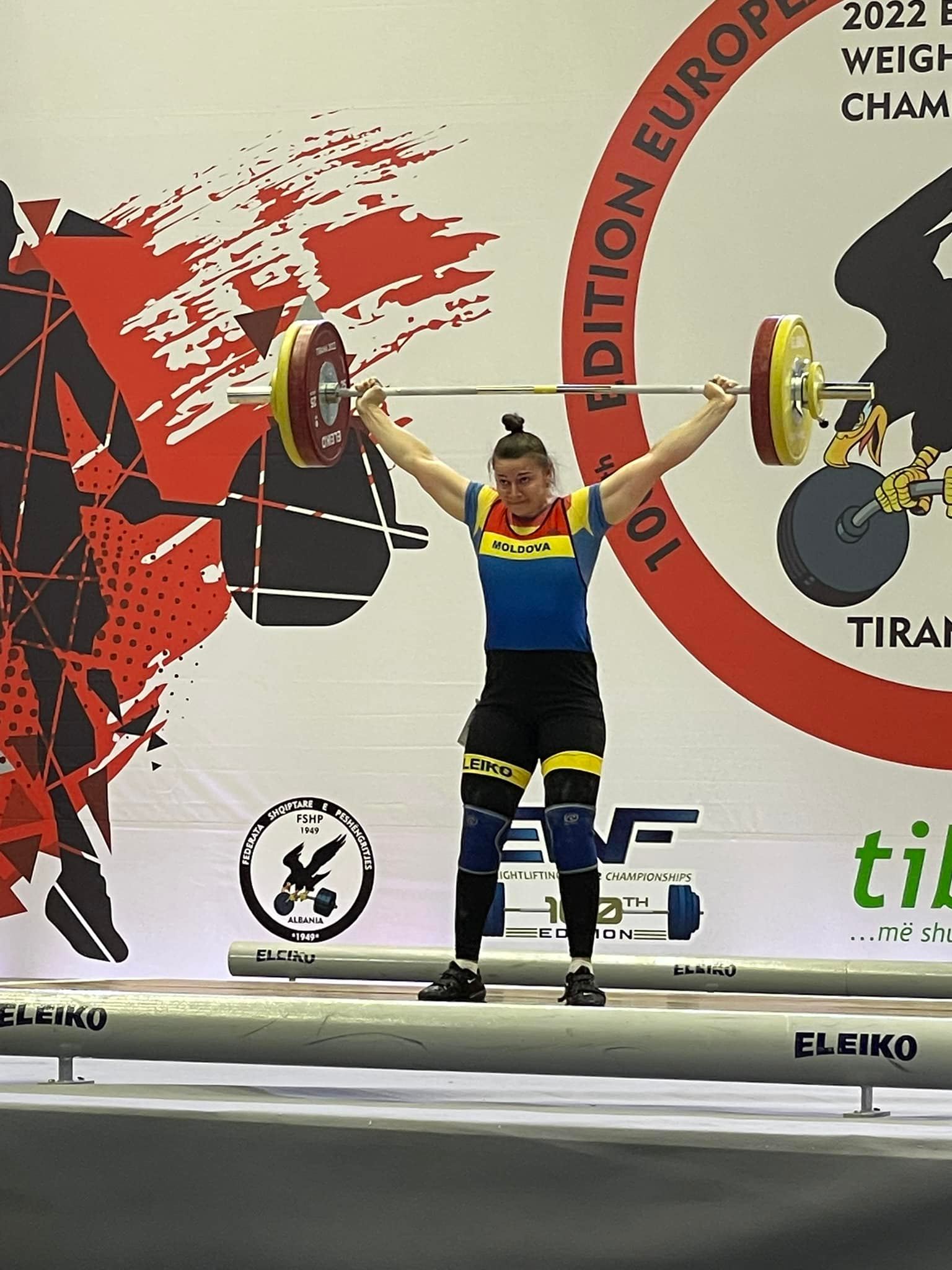 FOTO O halterofilă moldoveancă a luat medalia de bronz la Campionatul European de la Tirana