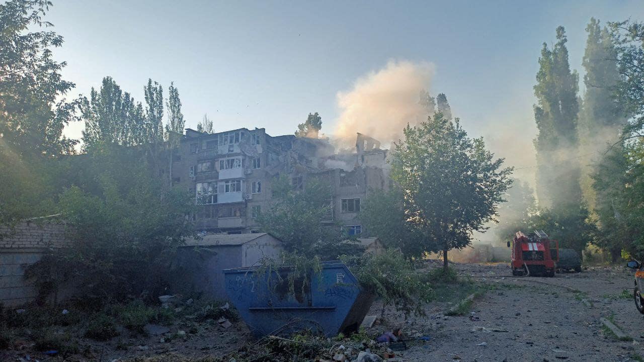 VIDEO/FOTO Orașul ucrainean Nikolaev, atacat din nou în această dimineață. Sunt victime