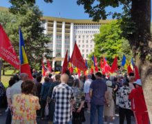 Социалисты организуют протест в день утверждения правительства Речана