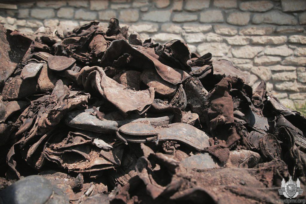FOTO Rămășițele a 200 de oameni, descoperite în două gropi comune, la Tiraspol