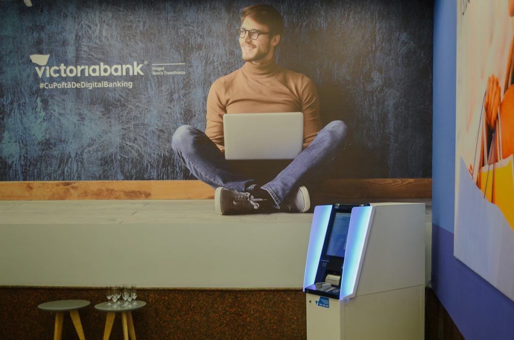 Victoriabank инвестирует в инновации и укрепляет свой статус цифрового банка. 100 новых банкоматов последнего поколения пополнили  сеть