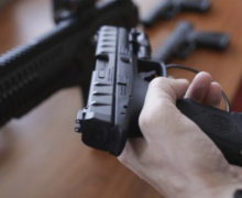 В Молдове более 61 тыс. человек владеют оружием