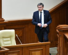Гросу: Парламент соберется на внеочередное заседание