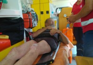 FOTO Un bărbat a fost salvat după ce a căzut într-o fântână. Medicii l-au preluat în stare de șoc
