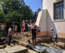 (ФОТО) В Кишиневе археологи обнаружили захоронение