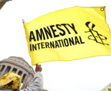 Amnesty International își cere scuze pentru „suferința și furia” ucrainenilor din cauza raportului său
