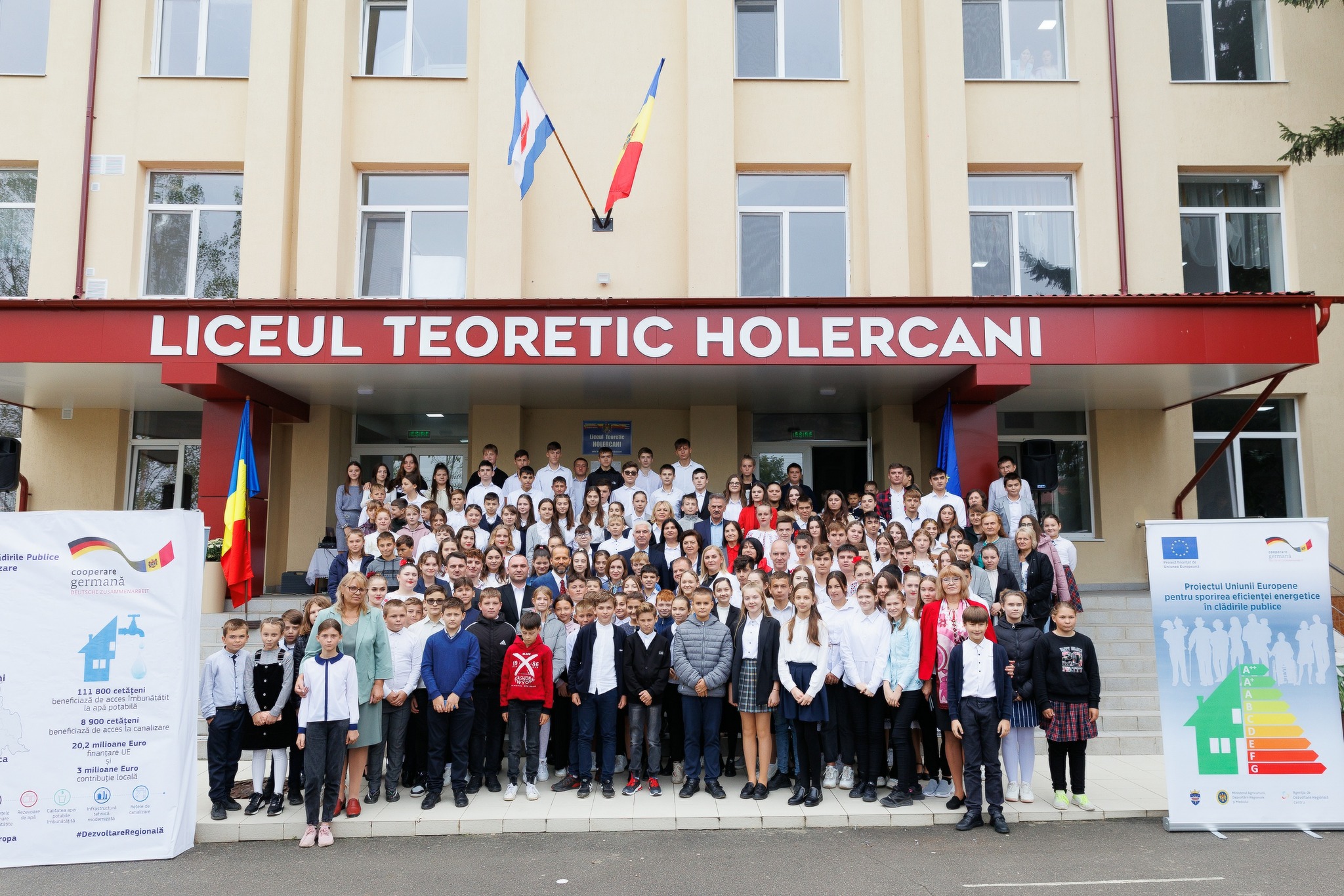 FOTO/VIDEO Liceul de la Holercani, eficientizat energetic cu €930 mii din partea UE. Maia Sandu a participat la inaugurare