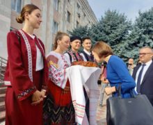 Молдова не видит дальше своего этноса? Что не так с полемикой вокруг визита Санду в Гагаузию