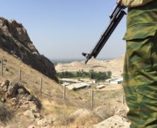 На кыргызско-таджикской границе возобновились ожесточенные бои