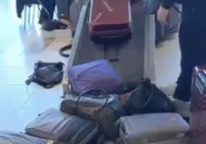 VIDEO Valize și haine tăvălite pe jos după controlul cu scaner, la Aeroportul Chișinău. Reacția administrației
