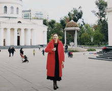 «Выучи язык и станешь своим». Жена посла Украины в Молдове рассказала, как выучила румынский