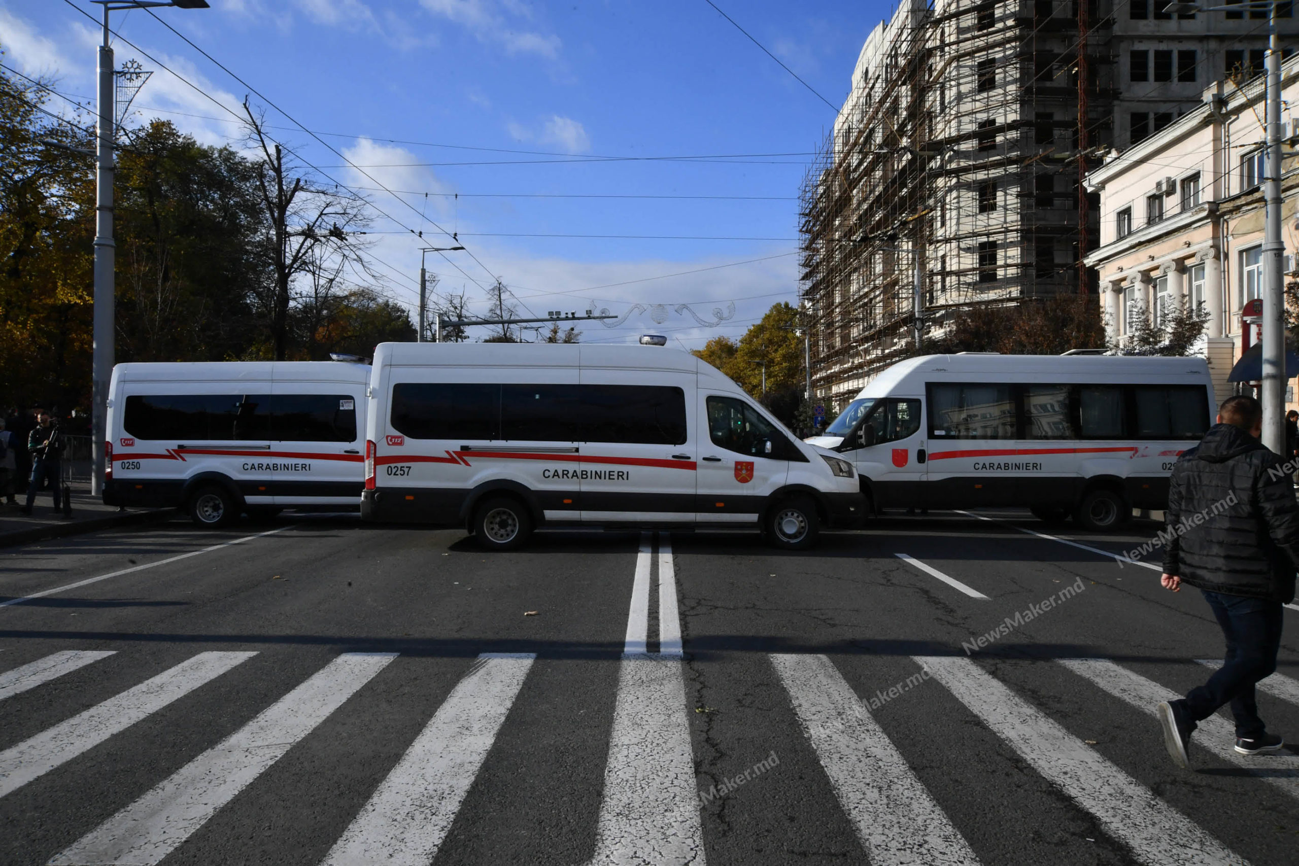 (ФОТО) Как проходил протест партии «Шор» с участием Таубер. Фоторепортаж NM