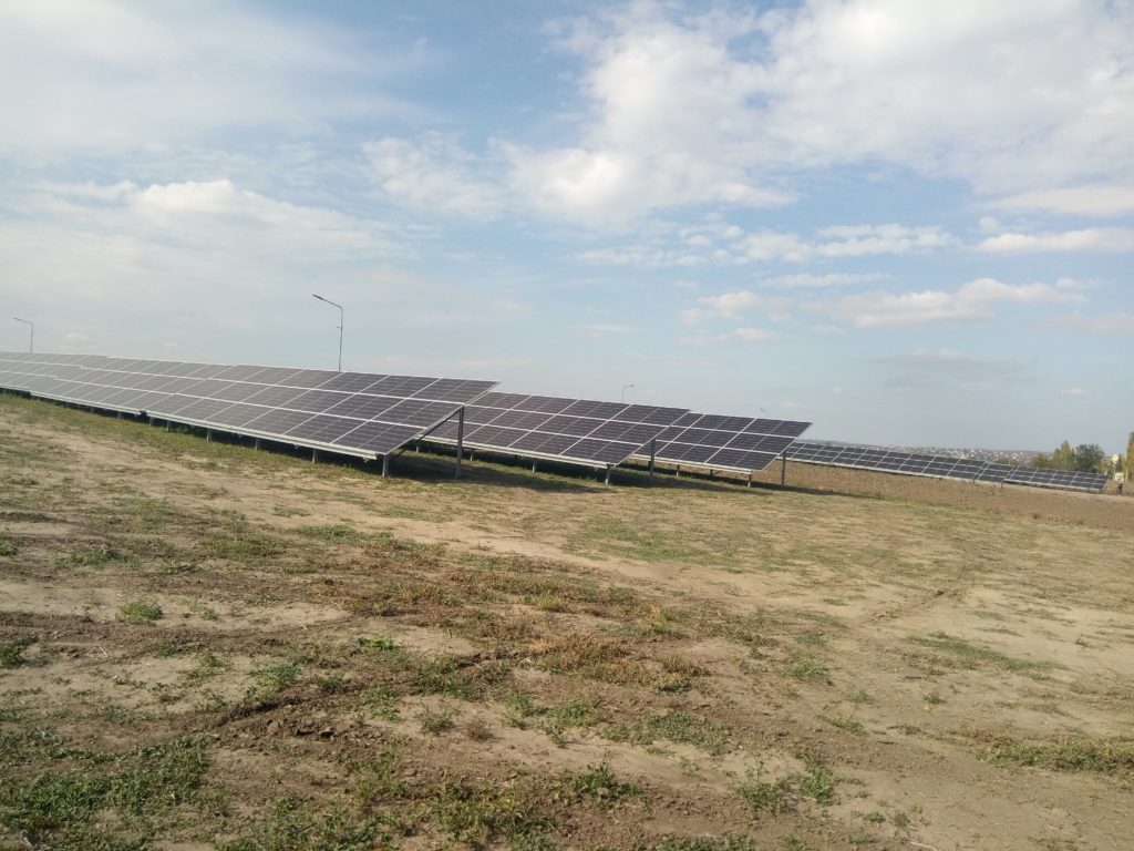 Balkan Pharmaceuticals открыла в Молдове один из крупнейших парков солнечных панелей