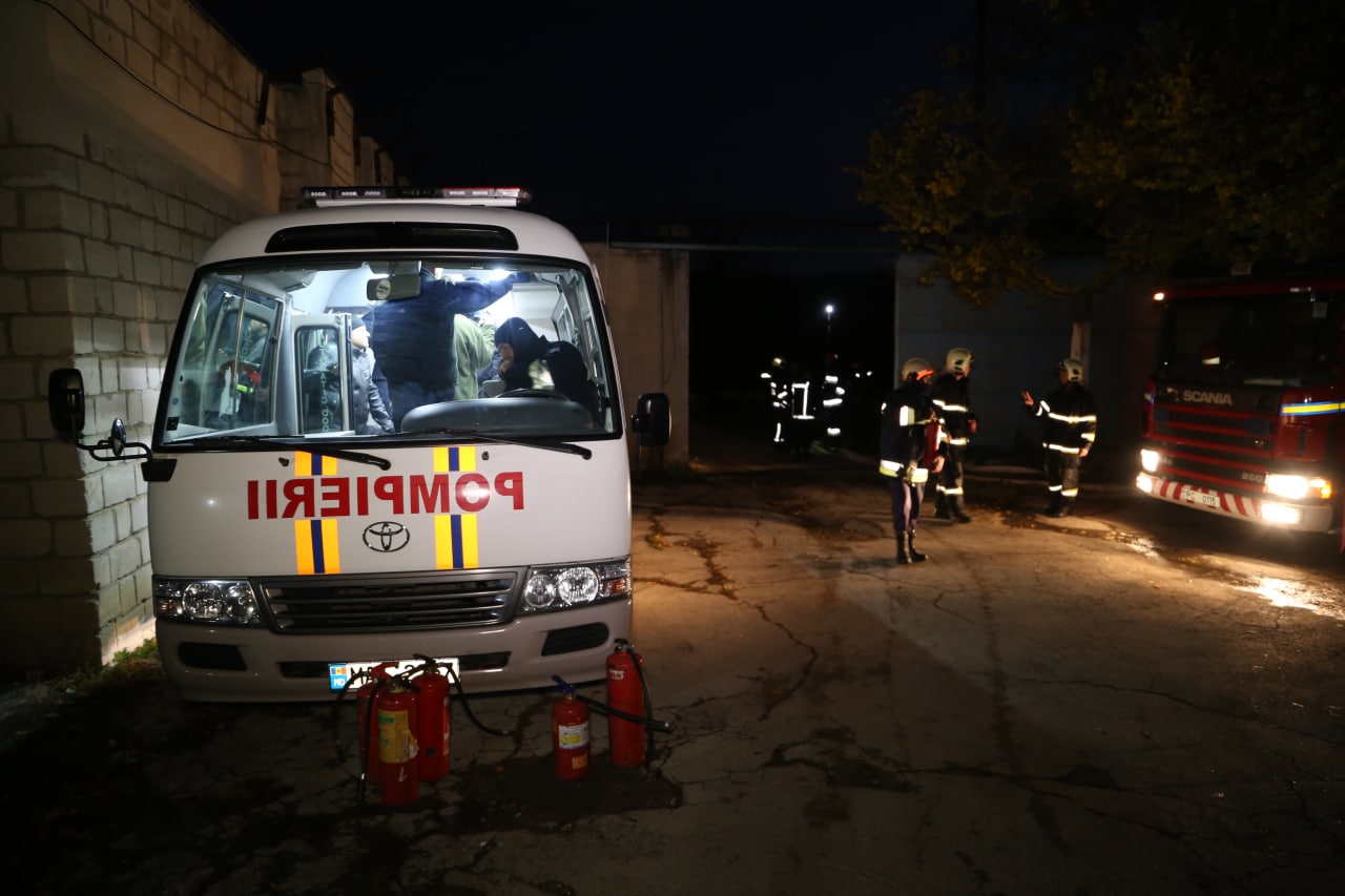 Пациенты устроили пожар в психбольнице в Кишиневе. Потребовалась помощь спецназа