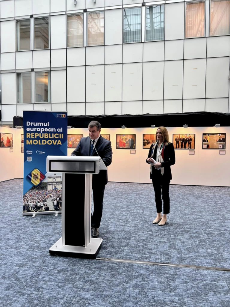 (FOTO) Parcursul european al Republicii Moldova, prezentat în imagini la Parlamentul European
