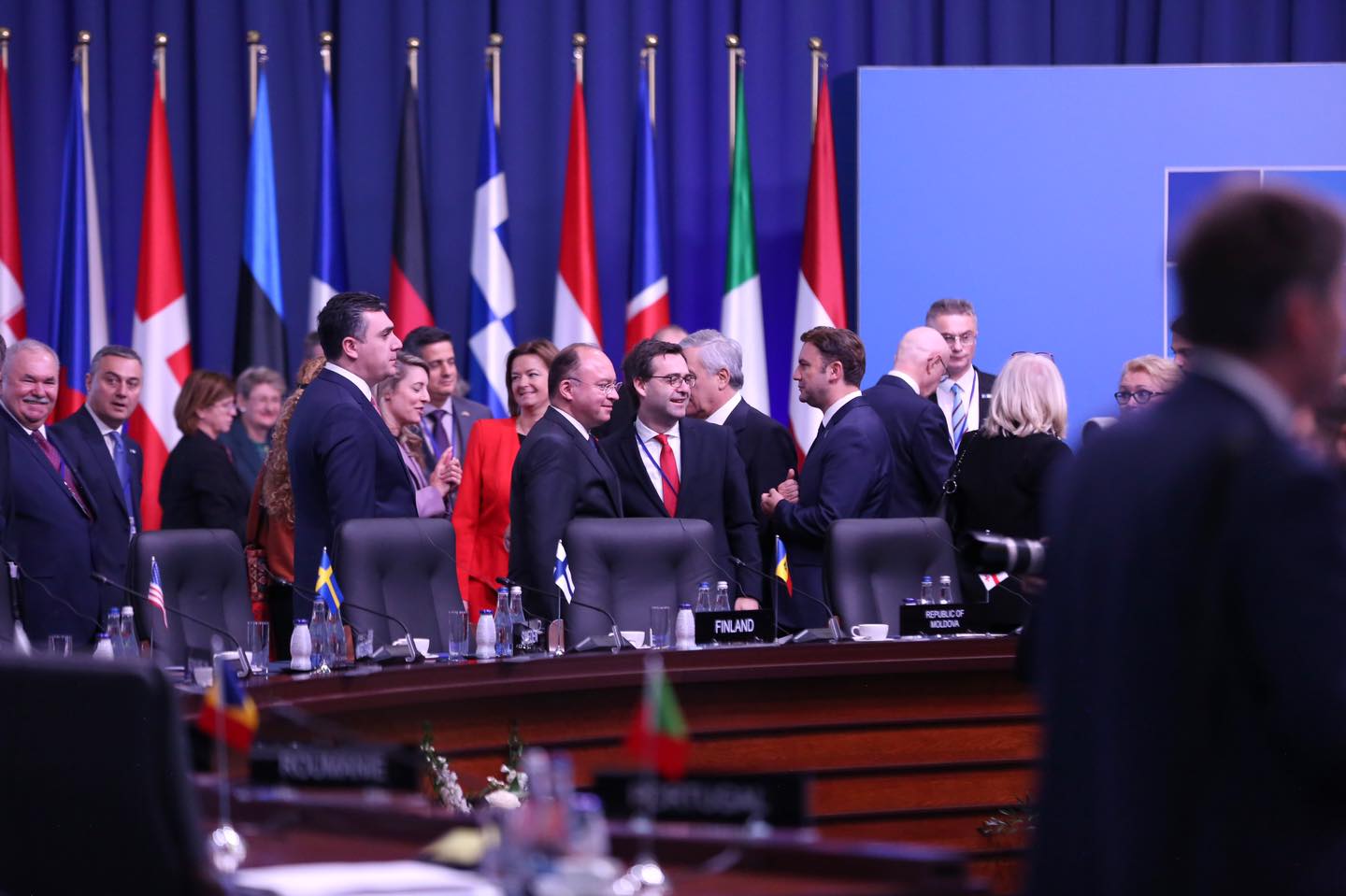 НАТО или не надо. Что искала и что нашла Молдова на встрече НАТО в Бухаресте