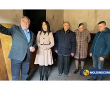 Moldindconbank оказал финансовую помощь Обществу слепых Молдовы