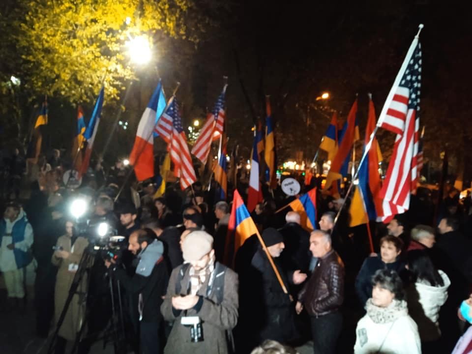 FOTO/VIDEO Protest la Erevan față de vizita lui Vladimir Putin pentru summit