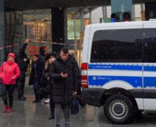 В Дрездене вооруженный мужчина захватил заложников в торговом центре