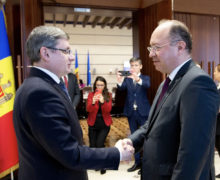 Гросу встретился с главой МИД Румынии: «Обсудили братские отношения между Кишиневом и Бухарестом»